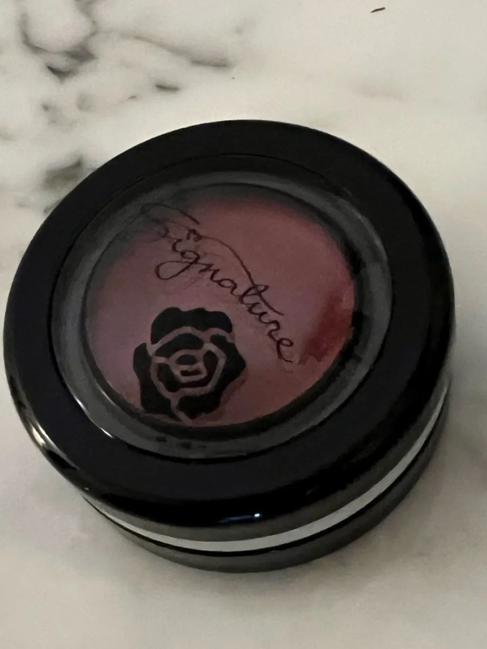 Mary Kay Signature Velvet Mousse Cheek- Berry KK14